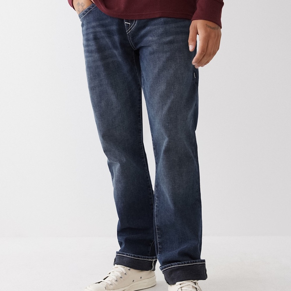 True Religion Ricky Straight Jean 34”, Size 38, Medium Wash